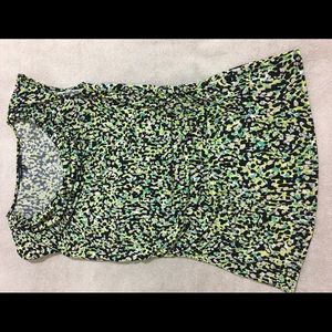 LIKE NEW CHAUS RUCHED TOP